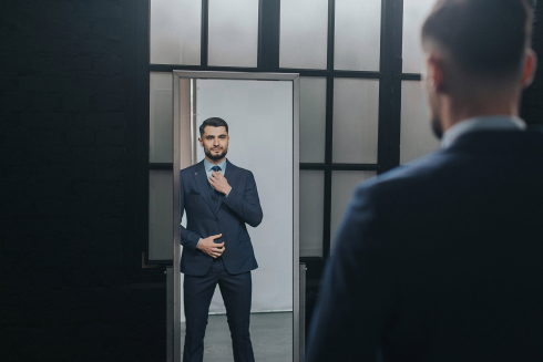 Двойка или тройка: костюм на выпускной