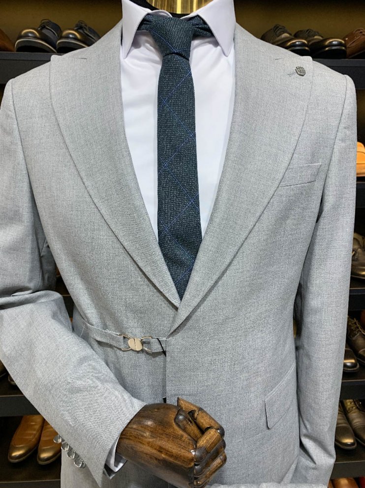 Костюм FCP 2-ка Серый фактурный с запахом